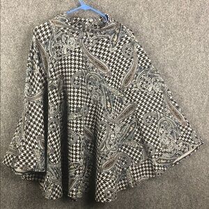 Susan Graver Printed Sweater Poncho Black Print L/XL